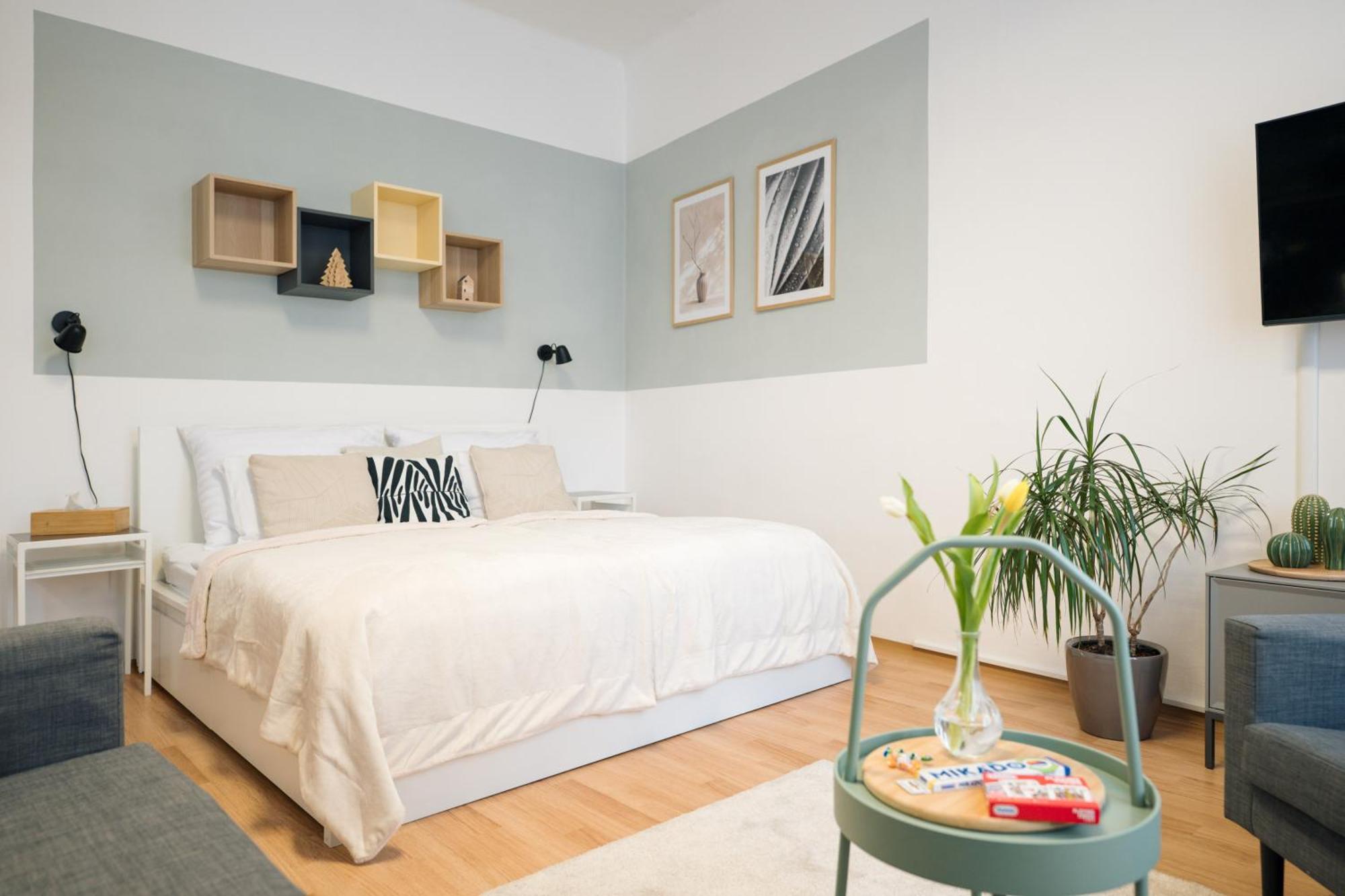 7 Nights Apartments Dominikanske N. เบอร์โน ภายนอก รูปภาพ