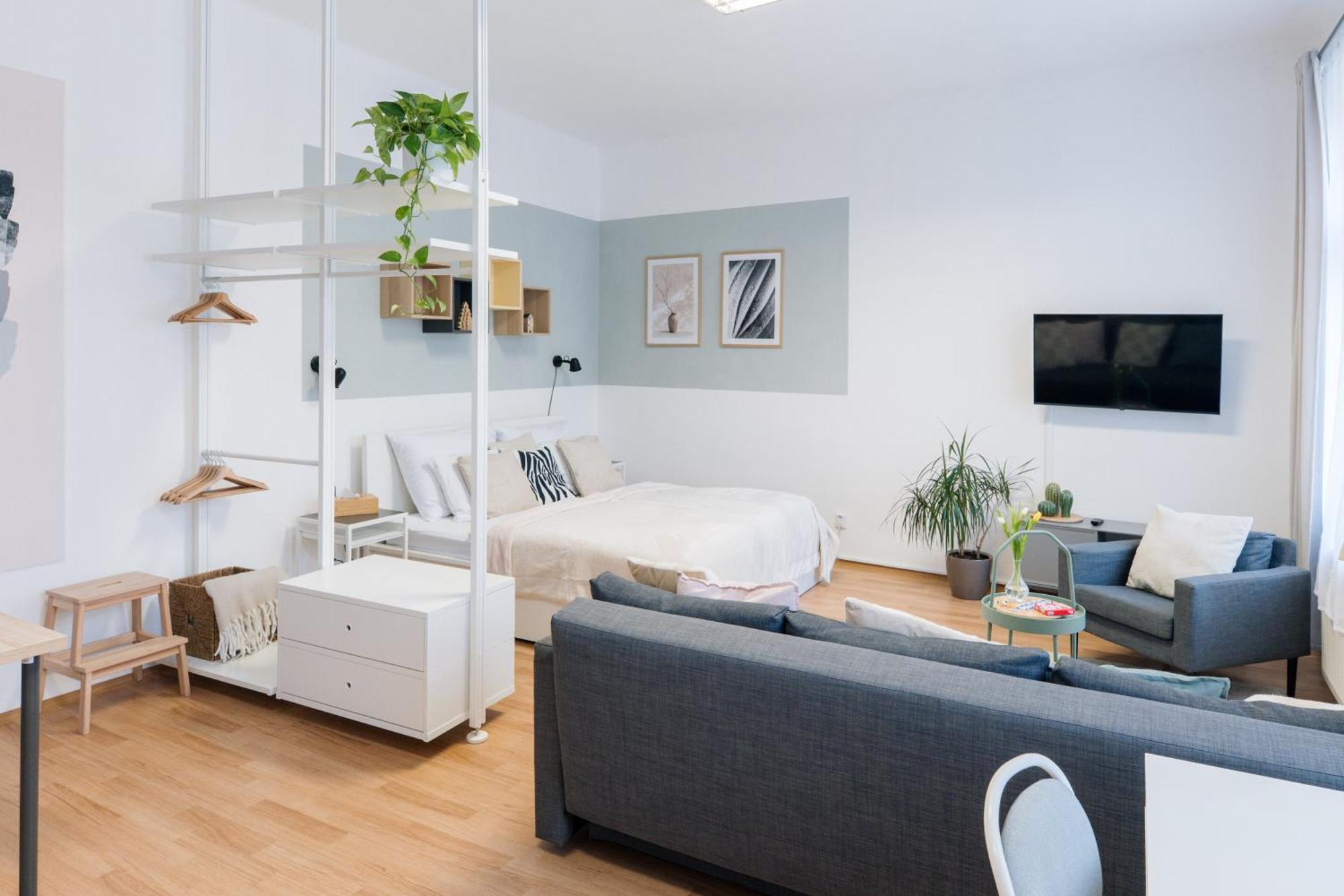 7 Nights Apartments Dominikanske N. เบอร์โน ภายนอก รูปภาพ