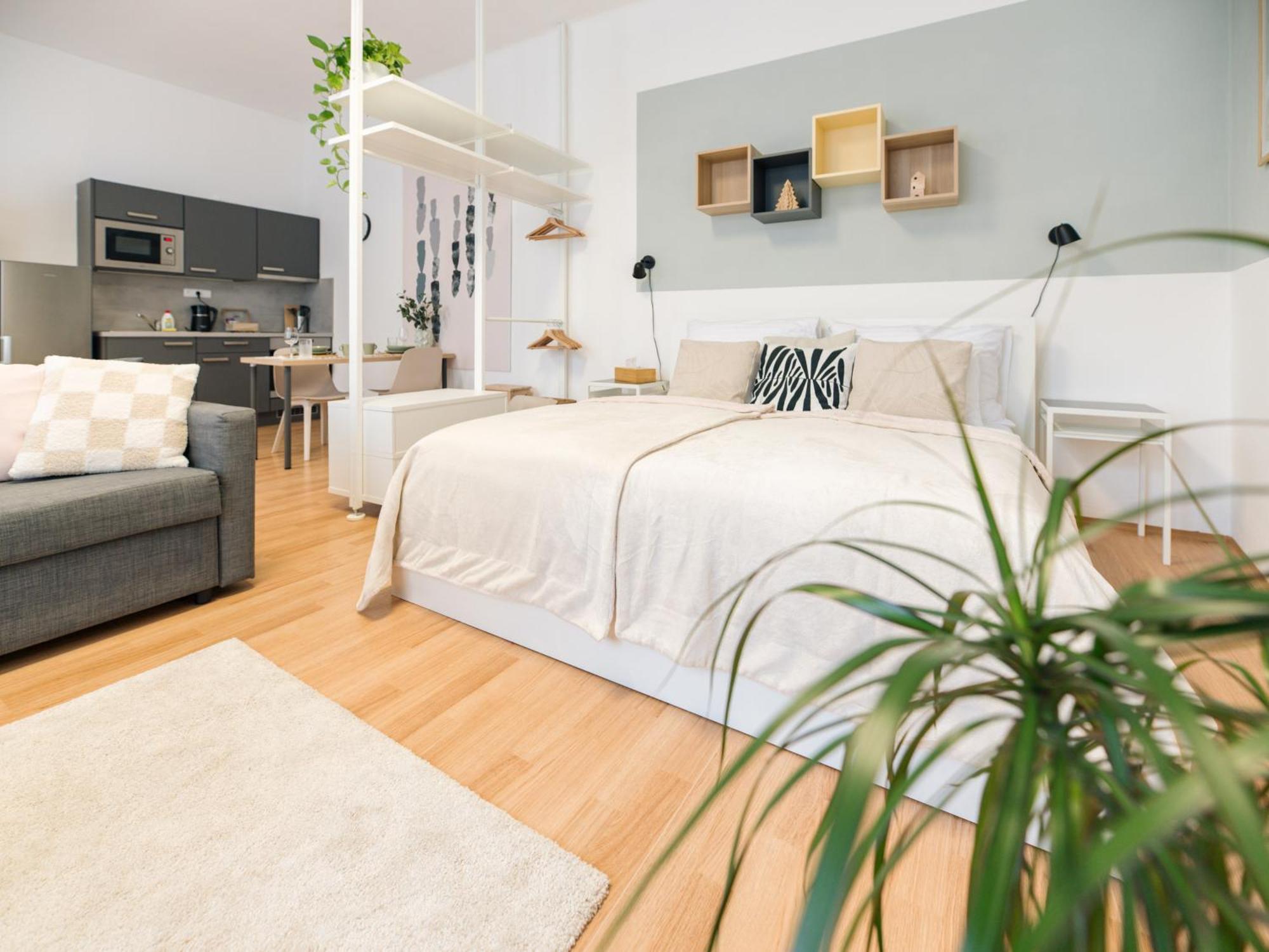7 Nights Apartments Dominikanske N. เบอร์โน ภายนอก รูปภาพ