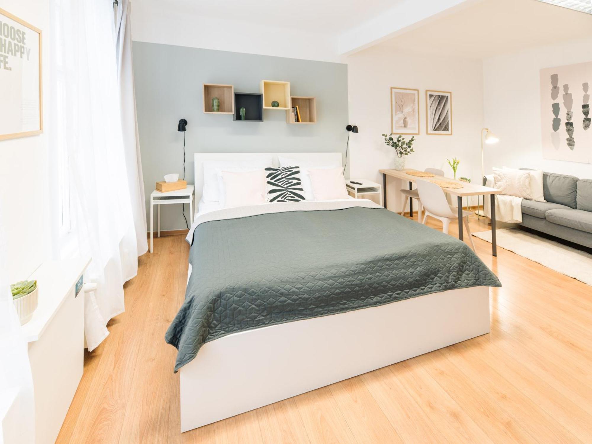 7 Nights Apartments Dominikanske N. เบอร์โน ภายนอก รูปภาพ
